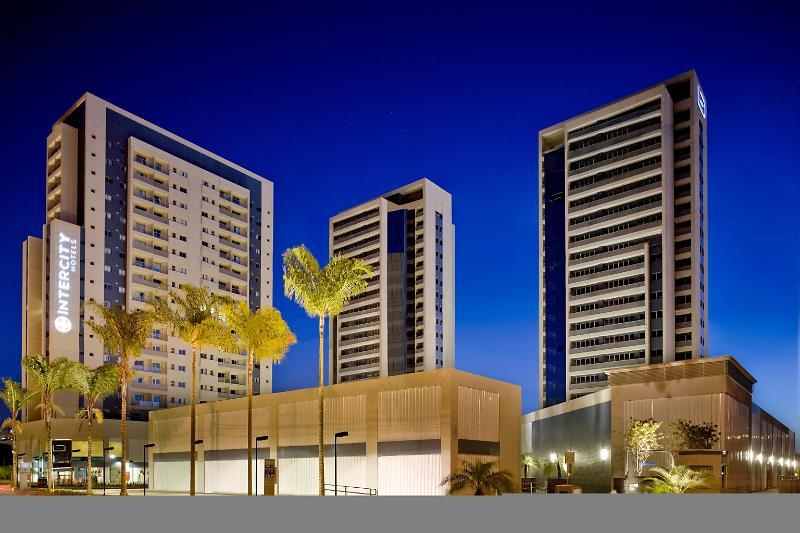 Intercity Brasilia Led Aguas Claras Hotel Ngoại thất bức ảnh